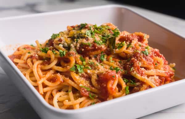 Spaghetti Alla Pomodoro