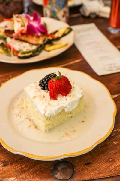 RUM TRES LECHES