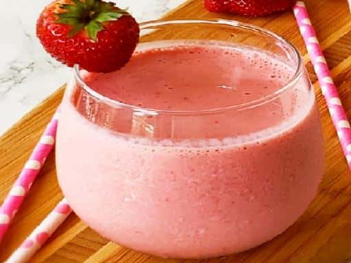 Berries Lassi
