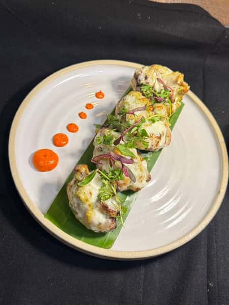 Lasooni malai murgh gruyere