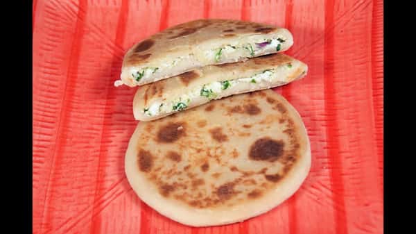 Masala Cottage Cheese Kulcha