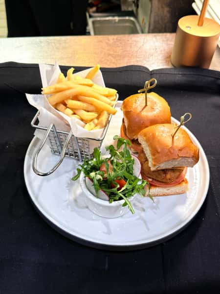 Bombay Beet slider