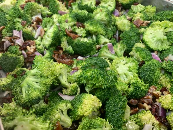 Catering Broccoli Crunch Salad