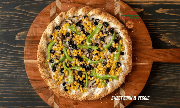 sweet corn and veggie pizza
