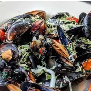 Zuppa di Cozze (mussels)