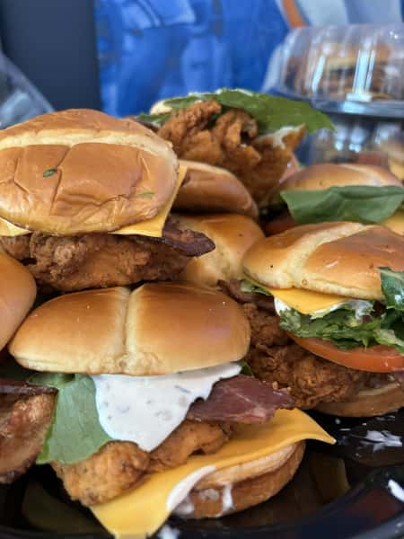 Deluxe Chicken Sandwich