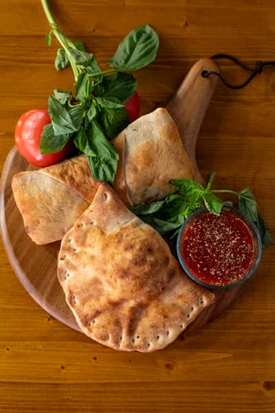 BYO Calzone