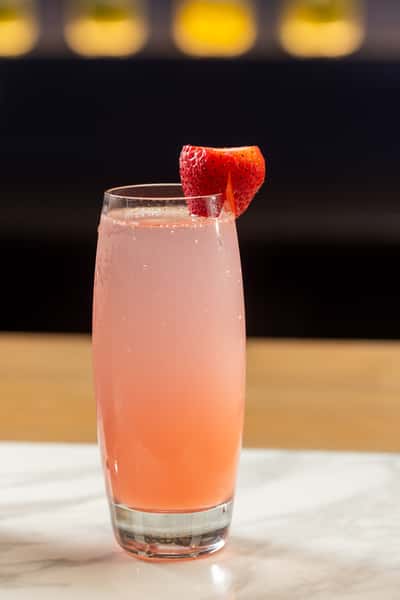 STRAWBERRY-LEMON MIMOSA 🌷