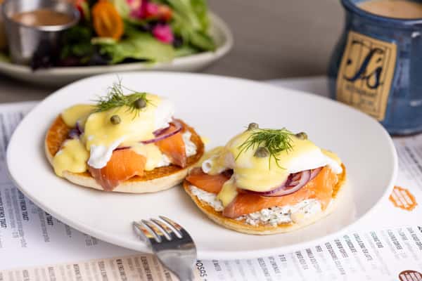 Smoked Salmon Benedict