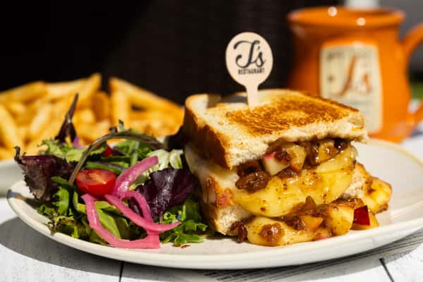 HARVEST GRILLED CHEESE
