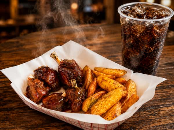 Hog Wild Wings