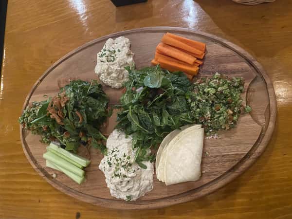 vegetables and dip