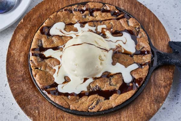 chocolate chip cookie