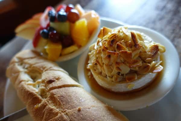Brie & Fruit