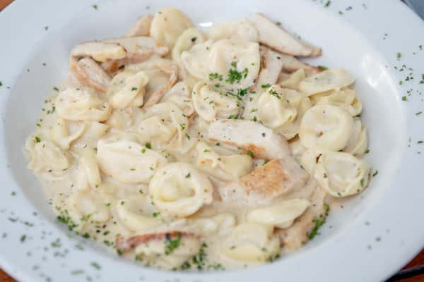 Tortellini Alfredo