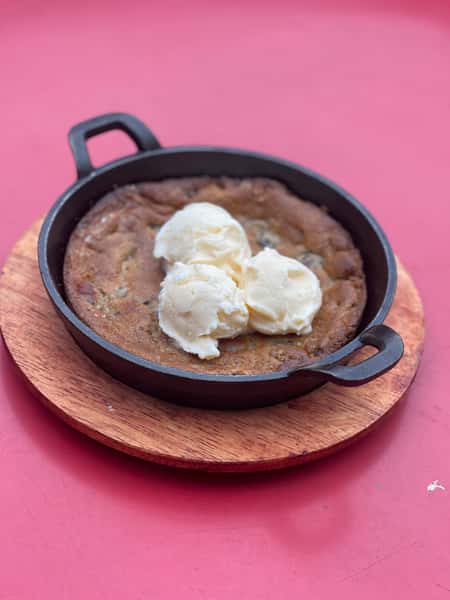 Chocolate Chip Cookie Skillet