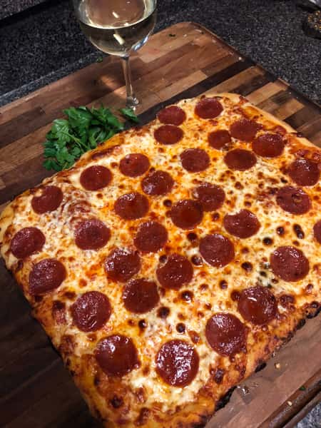 pepperoni pizza