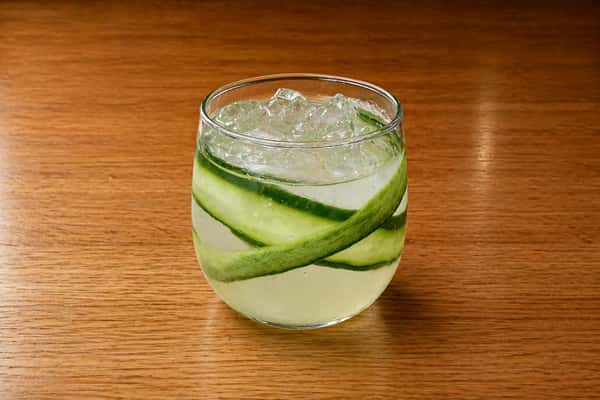 Cucumber Elderflower Spritz