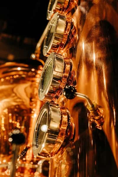 Copper whiskey still