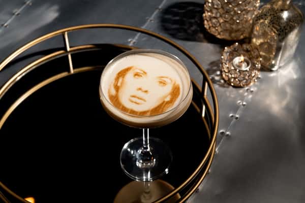 craft cocktail.