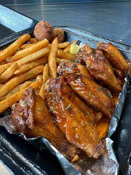 Miami Nights Wings 25 pc
