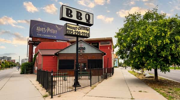 Yazoo BBQ restaurant-exterior
