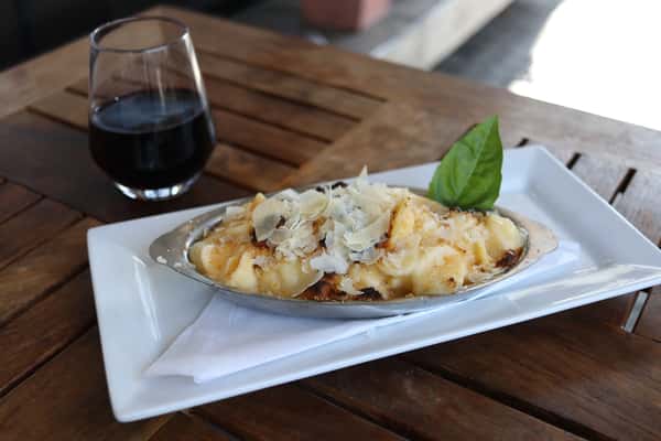 MACARONI & CHEESE