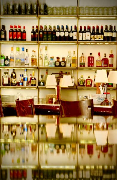 bar