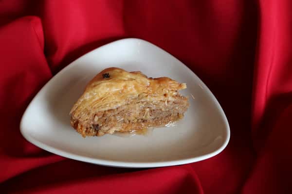 Greek Baklava (Bock-la-vah)
