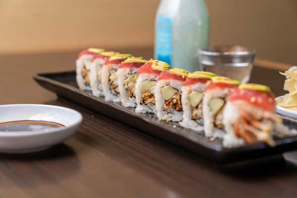 Tsunami Restaurant & Sushi Bar Japanese Restaurant in UT