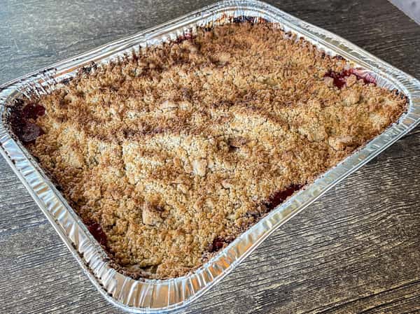 STRAWBERRY PEACH CRUMBLE TRAY