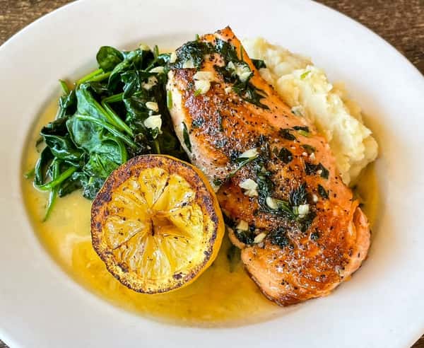 PAN ROASTED SALMON