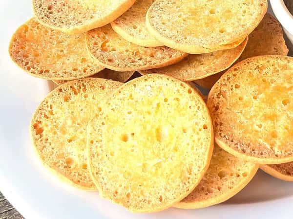 FLATBREAD CRISPS & JAM