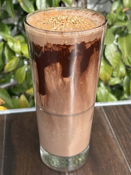 CHOCOLATE PROTEIN SMOOTHIE