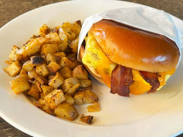 BREAKFAST SANDWICHES