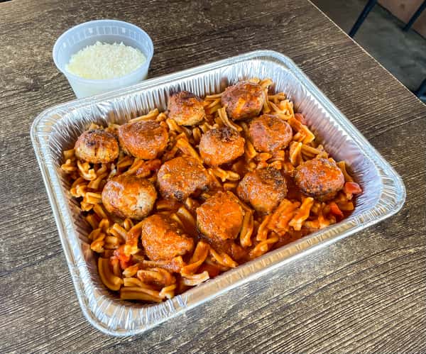 FUSILLI & TURKEY MEATBALLS
