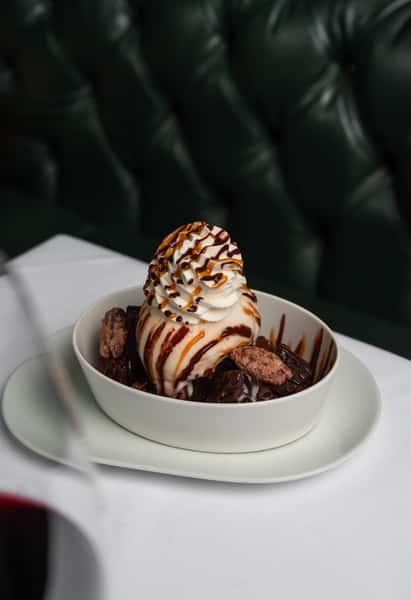 Turtle Brownie Sundae