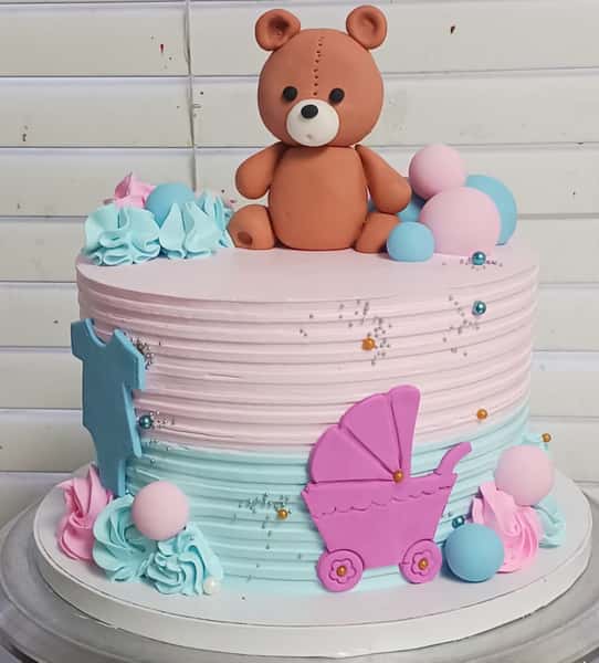 mini baby bear theme cake from Chennai Cafe