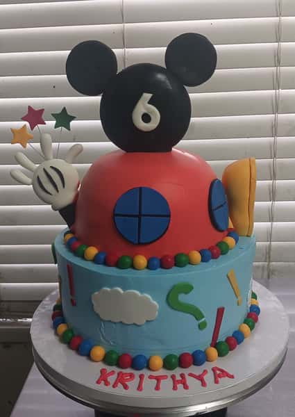 robot cake