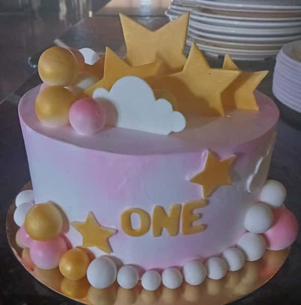 Kid’s birthday custom cake from Chennai Cafe