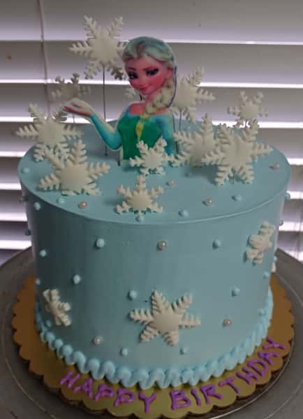 princess theme cake from chennai cafe