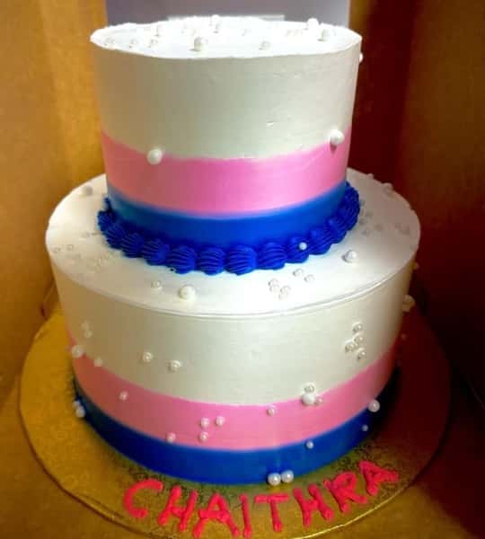 two tier cake from Chennai Cafe