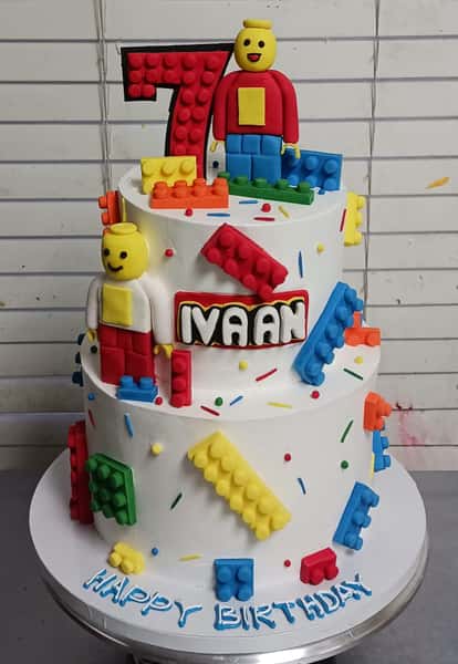 leo toys cake from Chennai Cafe
