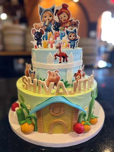 Jungle theme cake from Chennai Cafe