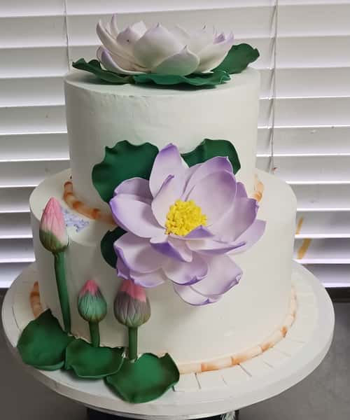 Flowers theme cake from Chennai Cafe