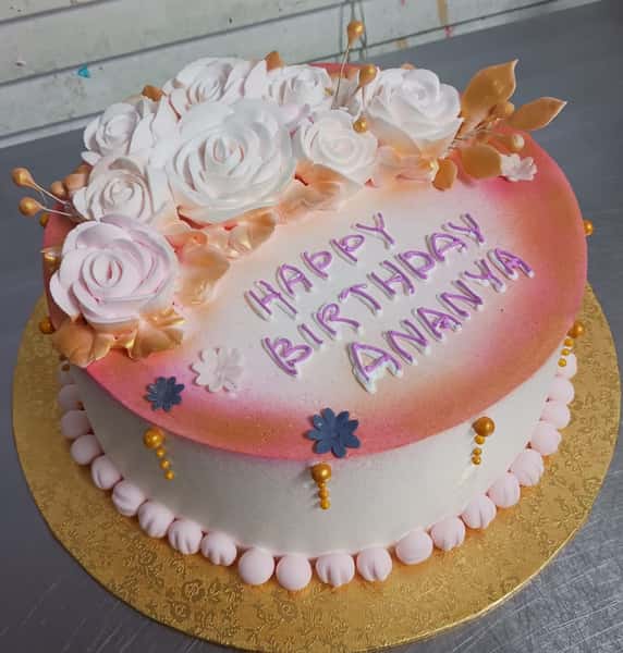 Anniversay cakes from Chennai Cafe