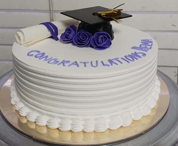 graduation cake from Chennai Cafe