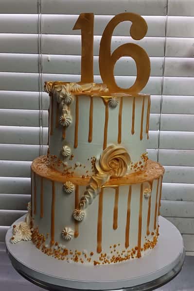 16 bday cake from Chennai Cafe