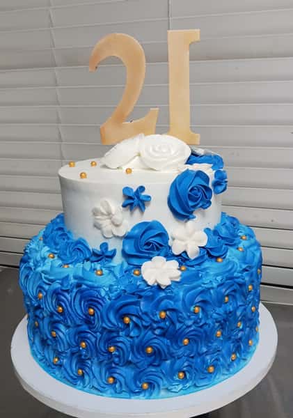 21st birthday celeberations cake from Chennai Cafe