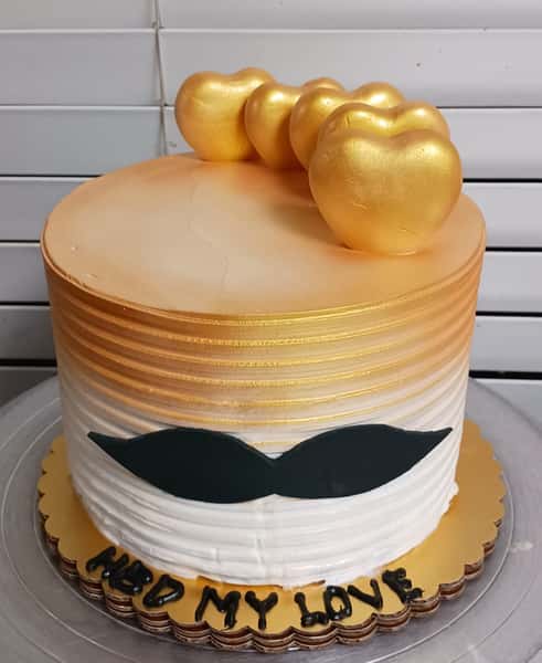 Adult birthday theme cke from Chennai Cafe